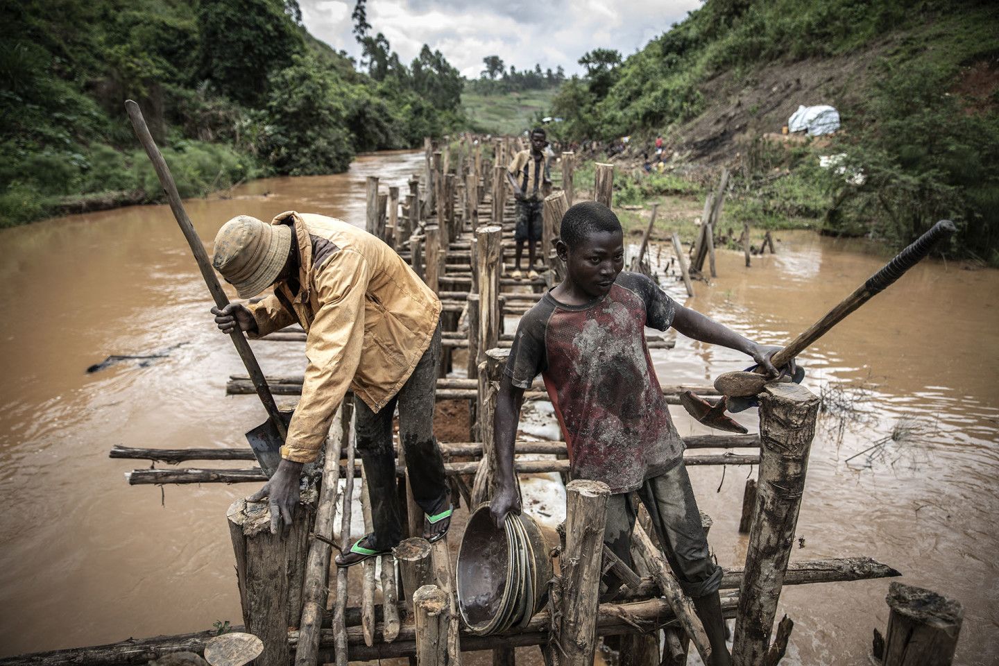 Iga Barrière, province de l'Ituri, mai 2021. Des mineurs d’or. © Finbarr O’Reilly pour la Fondation Carmignac
